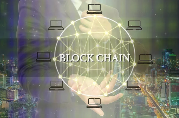 125%关税恐慌下：DeFi能否成为全球避险新港？